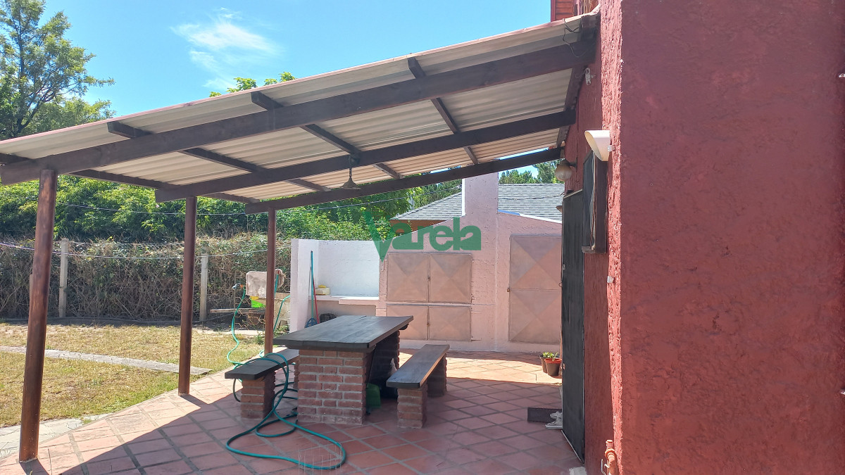 Casa ID.22501 - Casa en venta en Pinamar sur, casa tipo cabaña