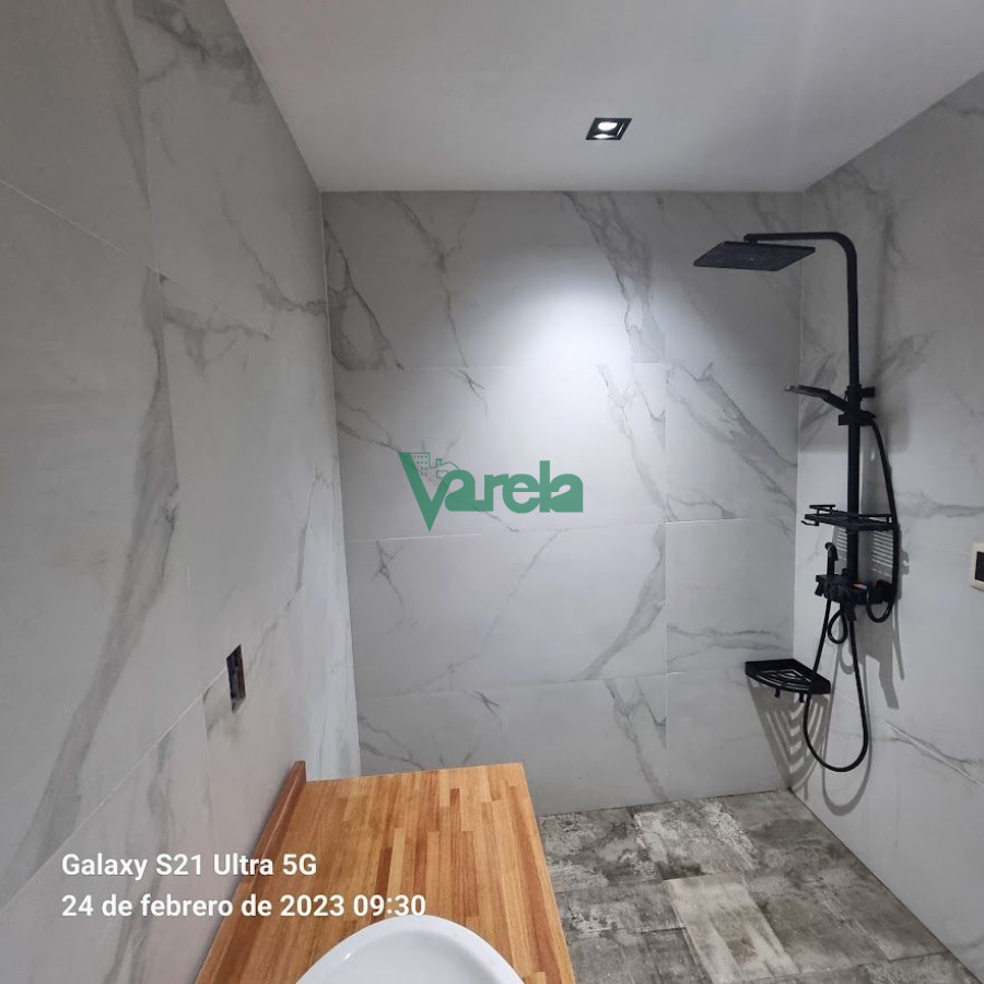 Casa ID.22232 - Venta de casa 3 dorm mas apto de 3 dorm, barrio Palermo, ideal renta, con gge x 2