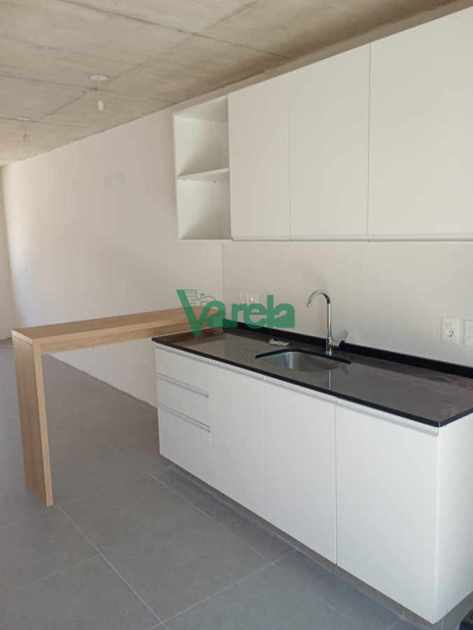 Casa ID.22915 - Venta casa Malvín Norte, 2 dormitorios, 1 baños, patio con parrillero