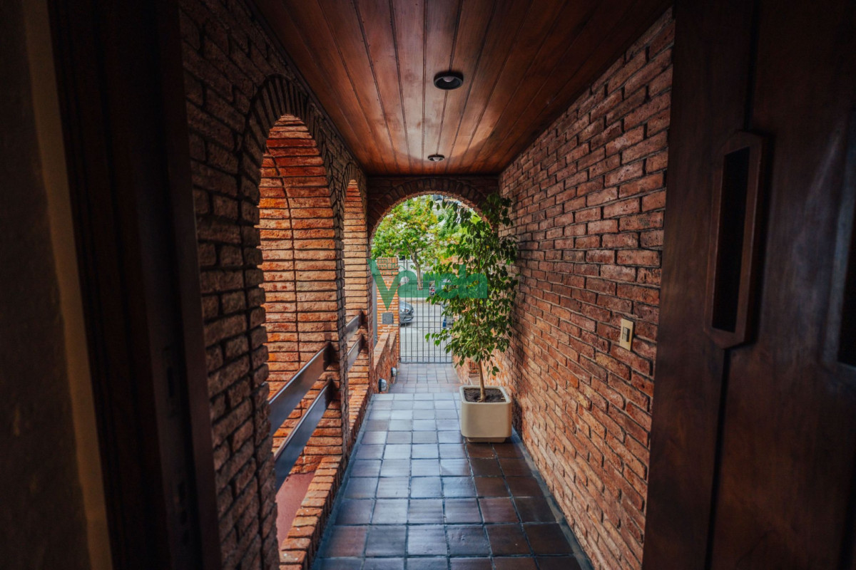 Casa ID.22962 - Venta de casa cuatro dormitorios en Punta Carretas