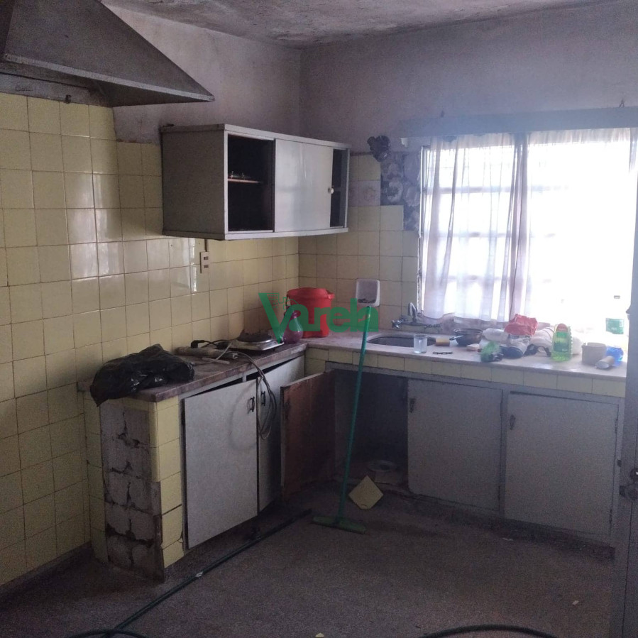 Casa ID.21278 - Casa en venta Maroñas 3 dorm 2 baños cochera x 2 fondo parrillero