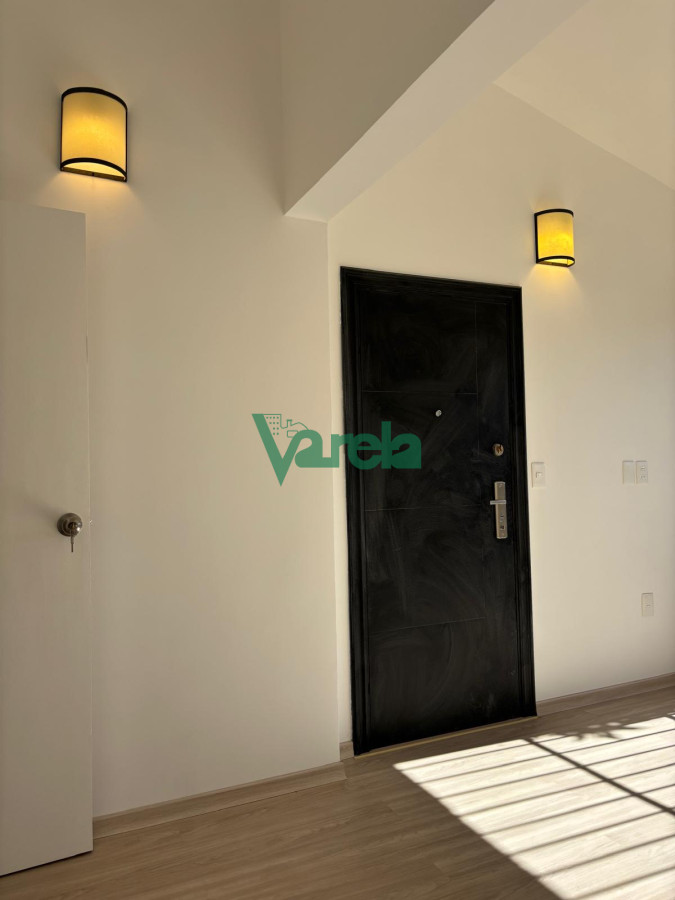 Casa ID.22757 - Alquiler de muy buena casa en Shangrila sur, 4 dormitorios, 3 baños