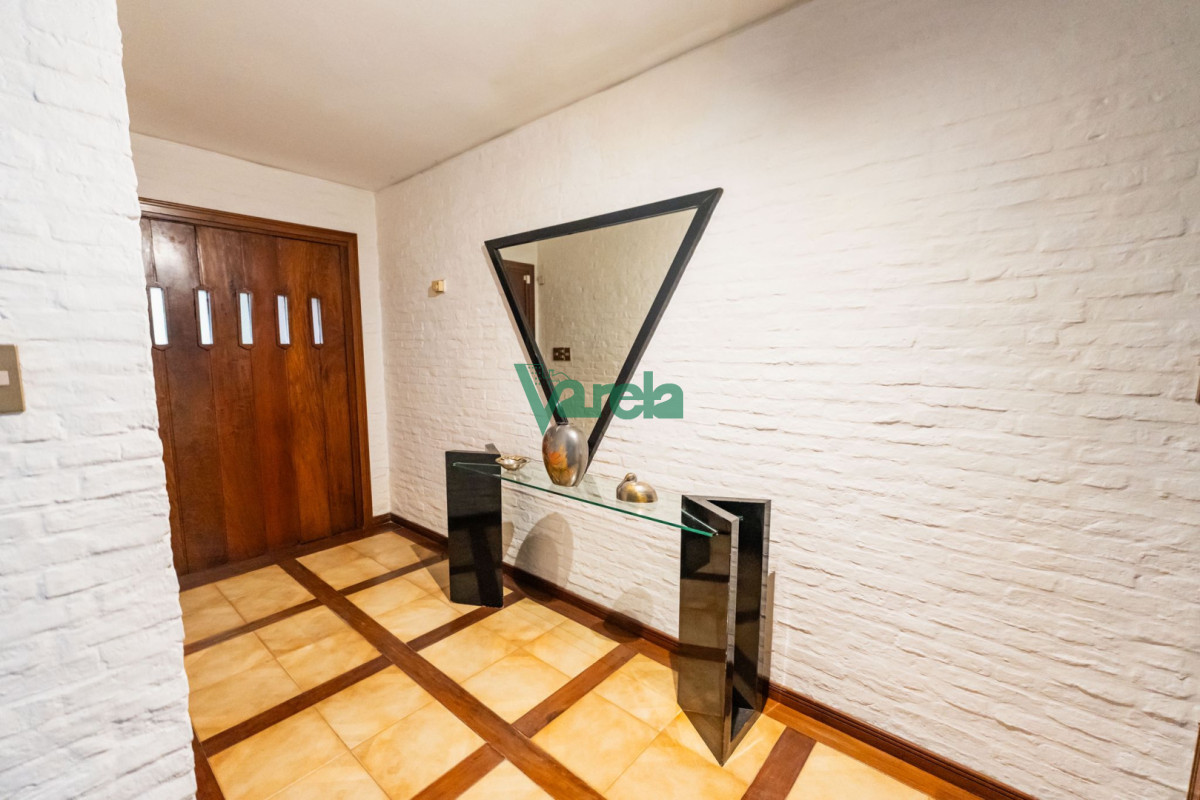 Casa ID.22962 - Venta de casa cuatro dormitorios en Punta Carretas