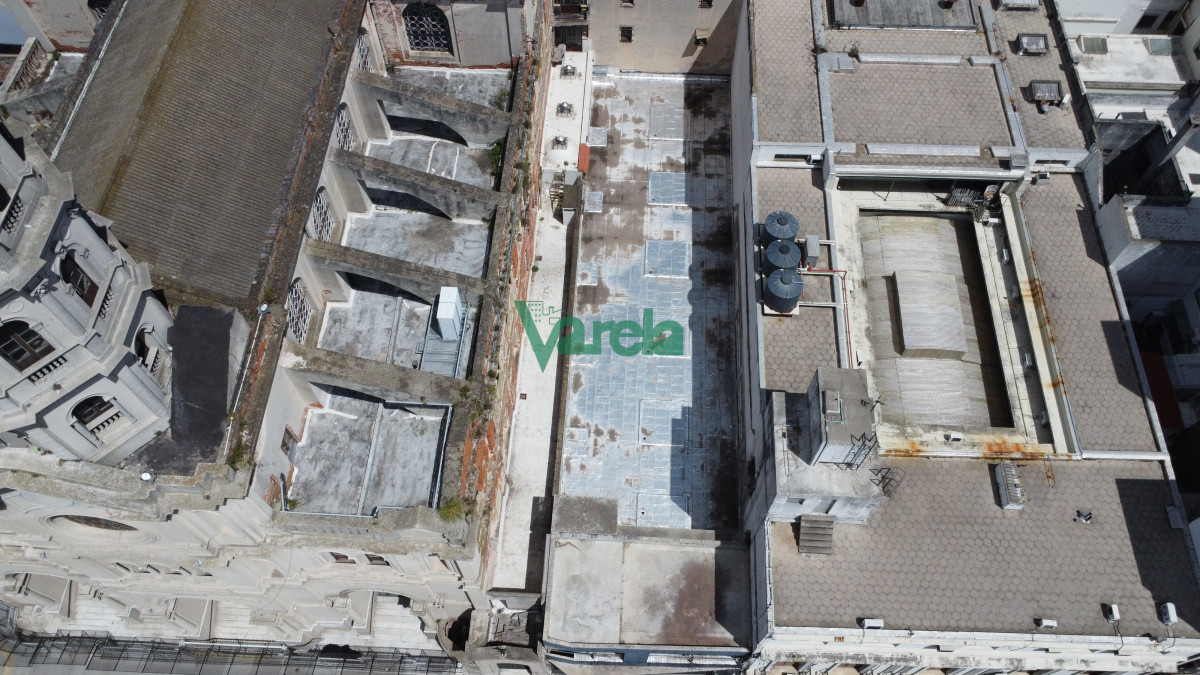 Casa ID.22552 - Venta Parking Ciudad Vieja Punto Estrategico No Lo Pierda