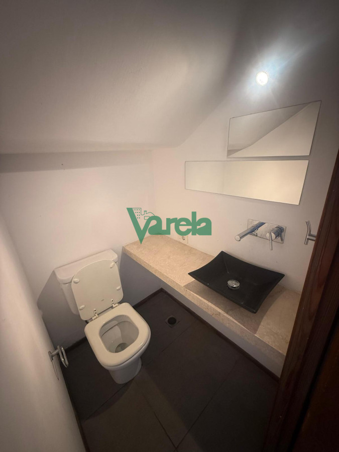 Casa ID.22835 - Casa en alquiler en Punta Carretas 3 dormitorios, 2 baños, garage