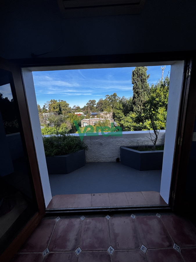Casa ID.22717 - Casa mas local en venta 3 dormitorios 3 baños en El Pinar sur