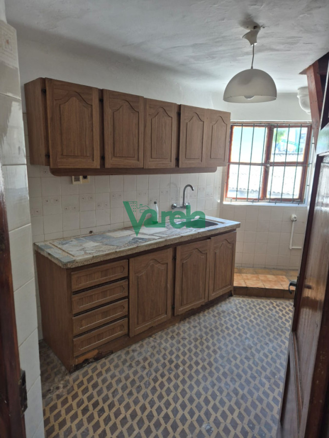 Casa ID.22974 - Venta un padron, una casa y dos locales comerciales Atahualpa