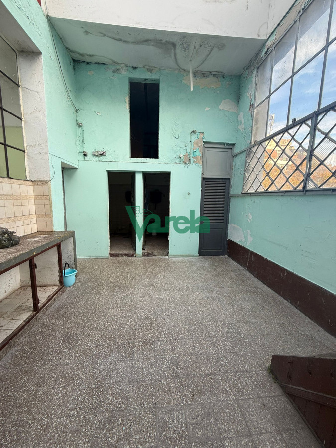 Casa ID.22627 - Venta casa de Altos en el Centro, 14 dormitorios, 2 baños, inversion