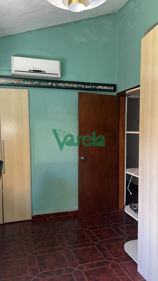Casa ID.22417 - Casa Cuatro Dormitorios y Dos Baños al Sur 