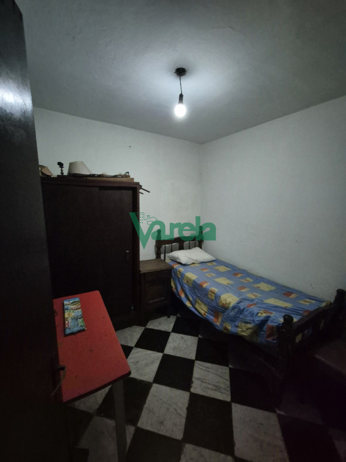 Casa ID.23190 - Venta casa 7 dormitorios, 4 baños, Aguada, Gral Flores y M.Garcia 