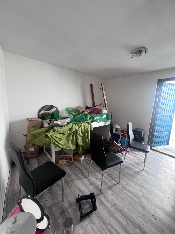 Casa ID.22232 - Venta de casa 3 dorm mas apto de 3 dorm, barrio Palermo, ideal renta, con gge x 2