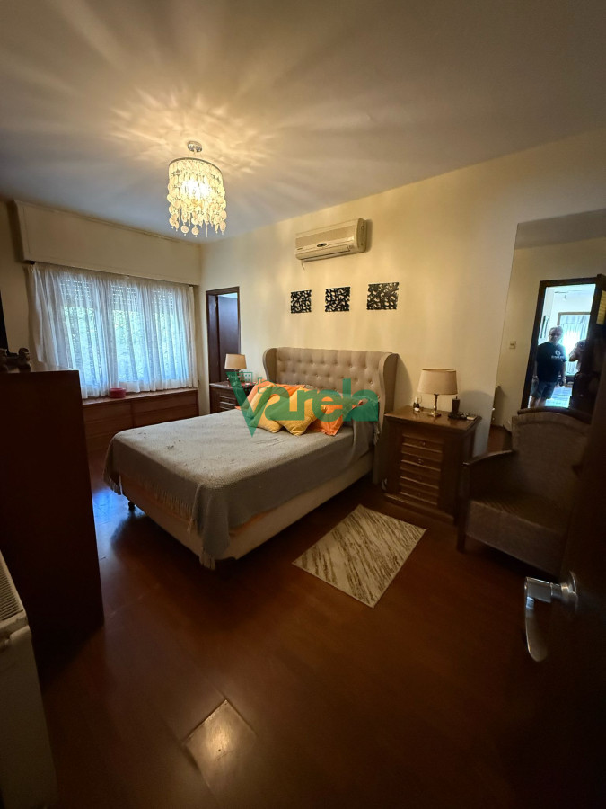 Casa ID.22593 - Venta Casa 3 dormitorios 3 baños garage piscina climatizada malvin