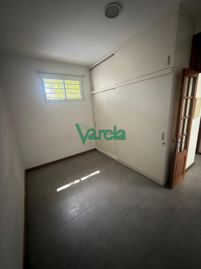 Casa ID.22835 - Casa en alquiler en Punta Carretas 3 dormitorios, 2 baños, garage