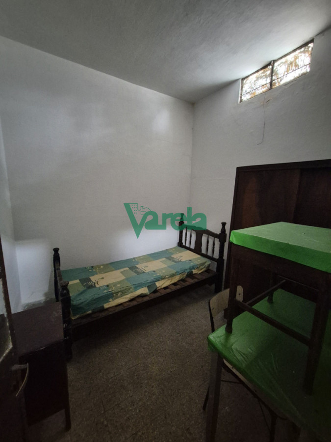 Casa ID.23190 - Venta casa 7 dormitorios, 4 baños, Aguada, Gral Flores y M.Garcia 