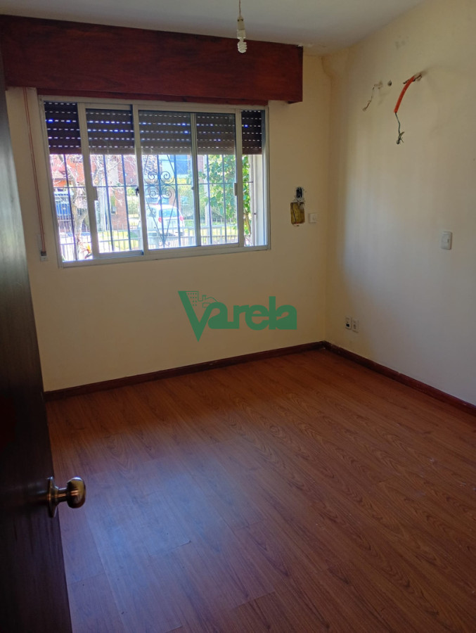 Casa ID.23170 - Venta Casa Carrasco norte, 6 dormitorios, 5baños, en 2 plantas 