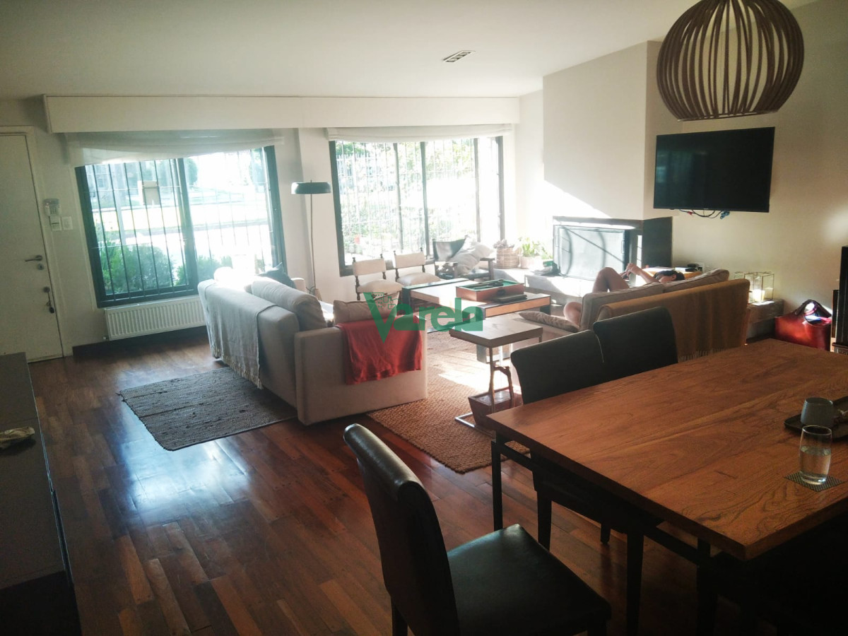 Casa ID.22490 - Venta casa Punta Gorda, 3 dormitorios, estar, jardín, fondo, barbacoa