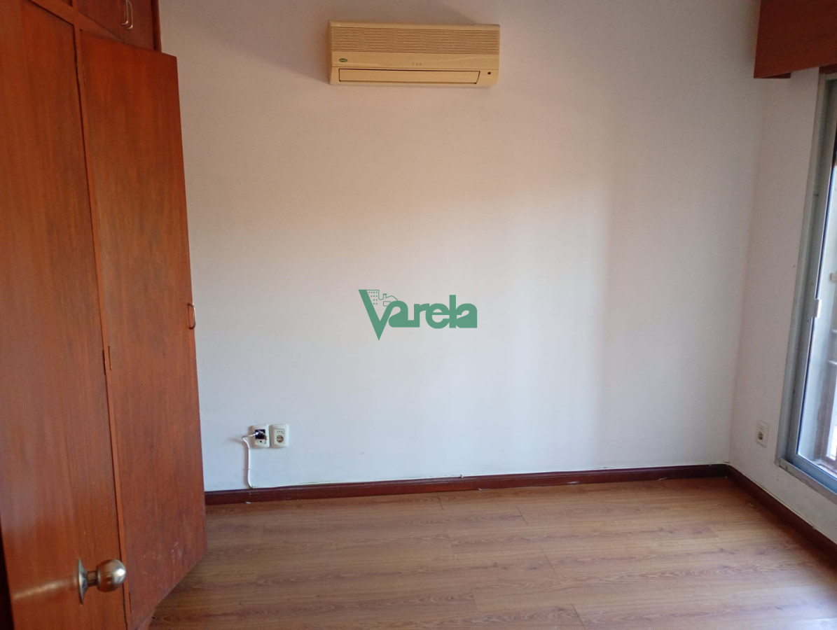 Casa ID.23170 - Venta Casa Carrasco norte, 6 dormitorios, 5baños, en 2 plantas 