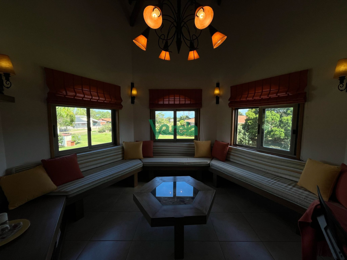 Casa ID.22568 - Casa de 3 dormitorios en Paraíso Suizo 