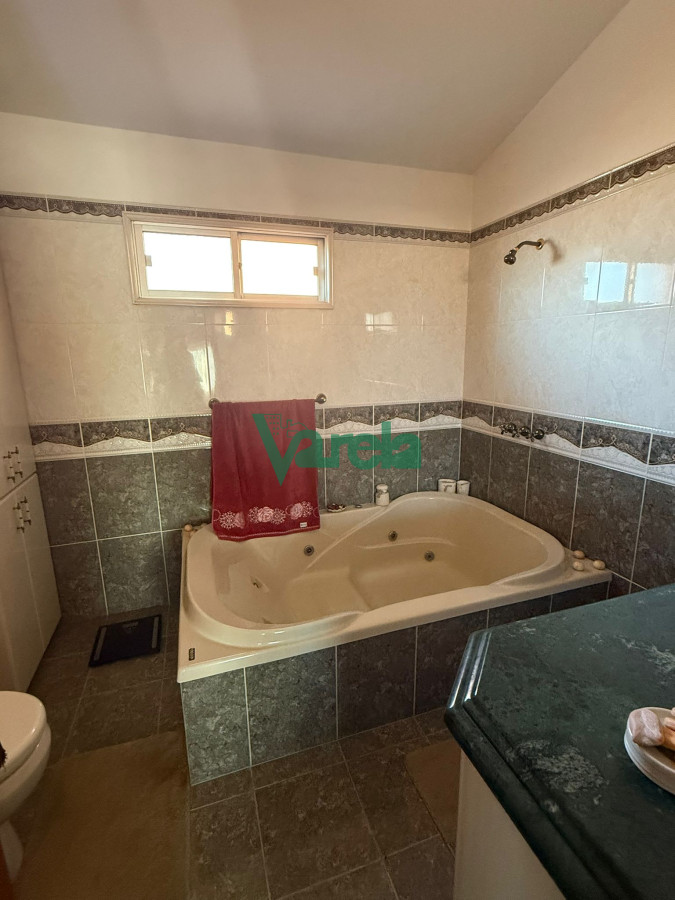 Casa ID.22671 - Venta Casa Con Galpon Ideal Negocio y Vivienda Colon