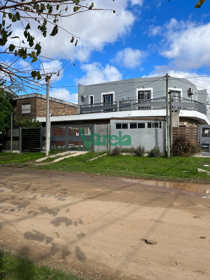 Casa ID.22181 - Venta de 3 casas en un padrón. 2 alquiladas, ideal inversor, Shangrila