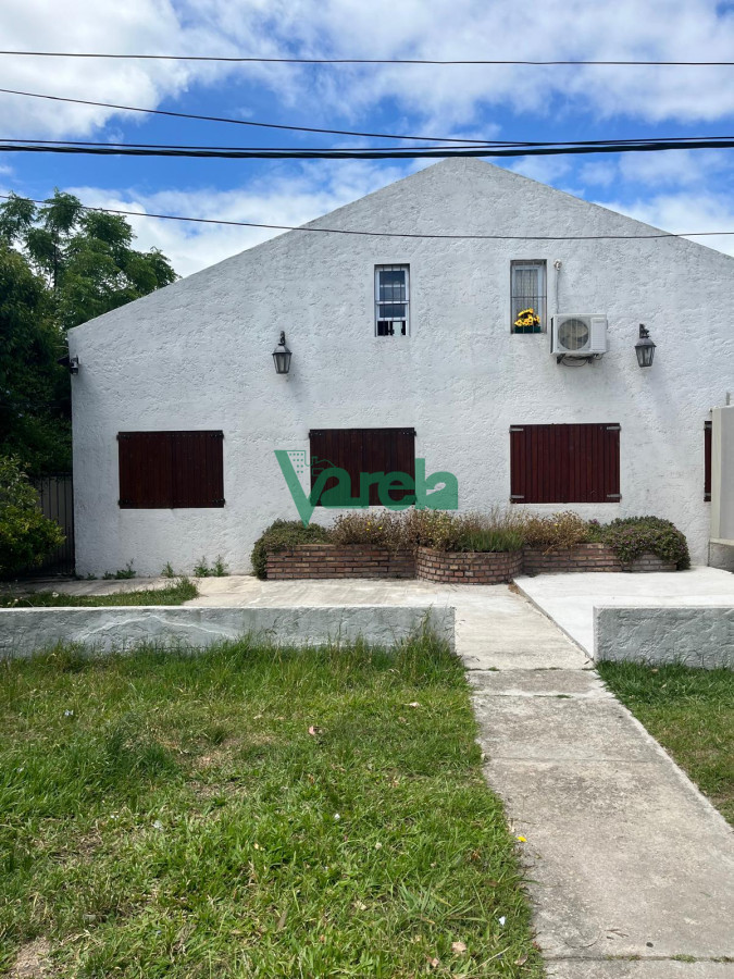 Casa ID.22459 - Venta de apartamento de 2 dormitorios en Salinas, U$S 65.000 + cuotas