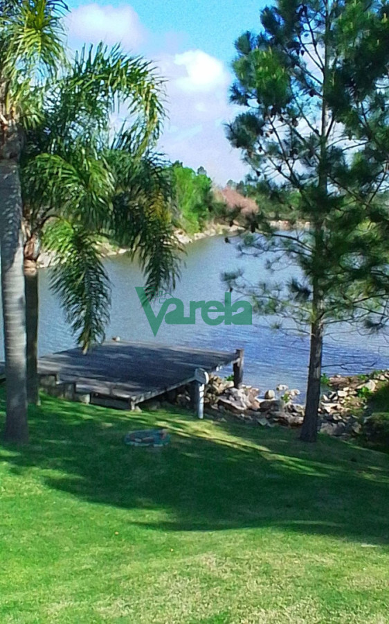 Casa ID.22898 - Casa en Alquiler Barrio privado Carmel 5 dormitorios 5 baños