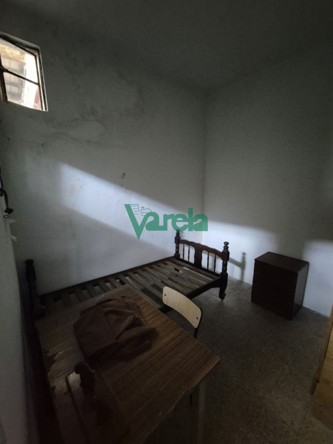 Casa ID.23190 - Venta casa 7 dormitorios, 4 baños, Aguada, Gral Flores y M.Garcia 