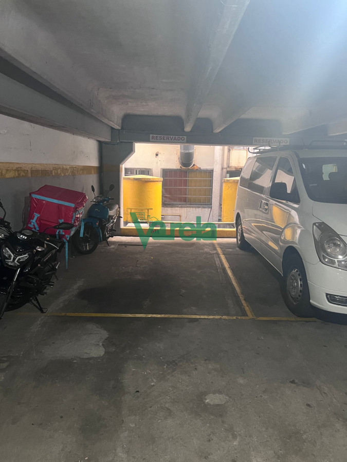Cochera ID.22546 - Venta Cocheras Lugar Fijo Cordon Sobre Colonia En Párking Renta