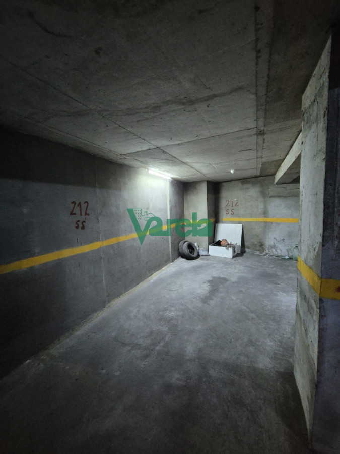 Cochera ID.23041 - Venta de cochera en espectacular edificio Constiruyente esq Carnelli