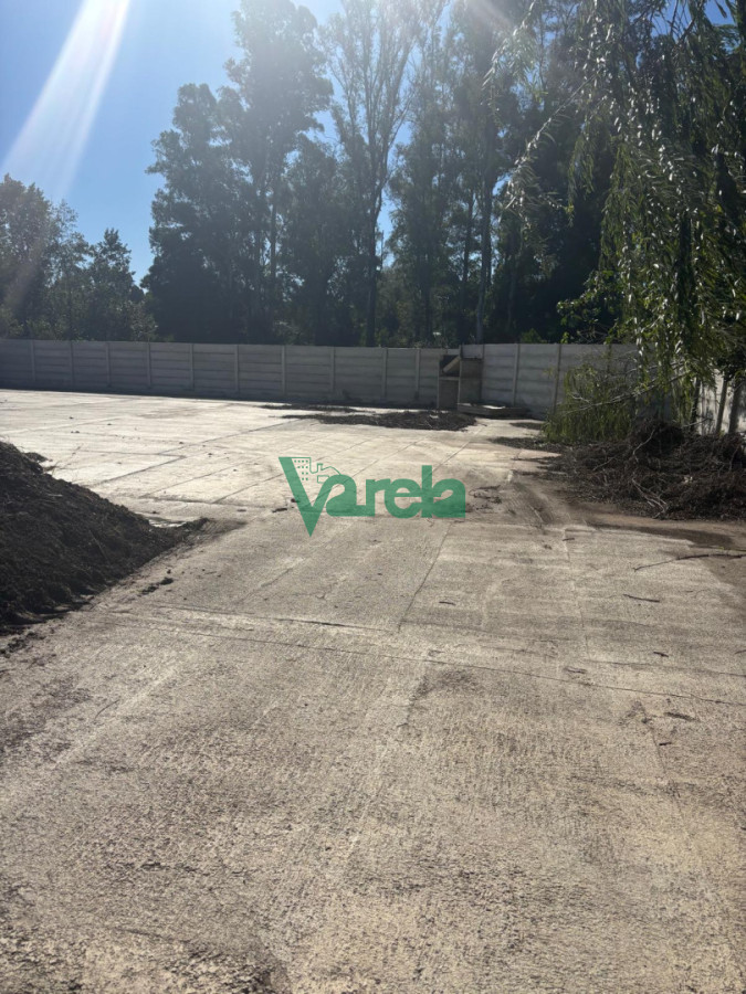 Galpón ID.23050 - Galpón sobre Ruta 102, excelente estado
