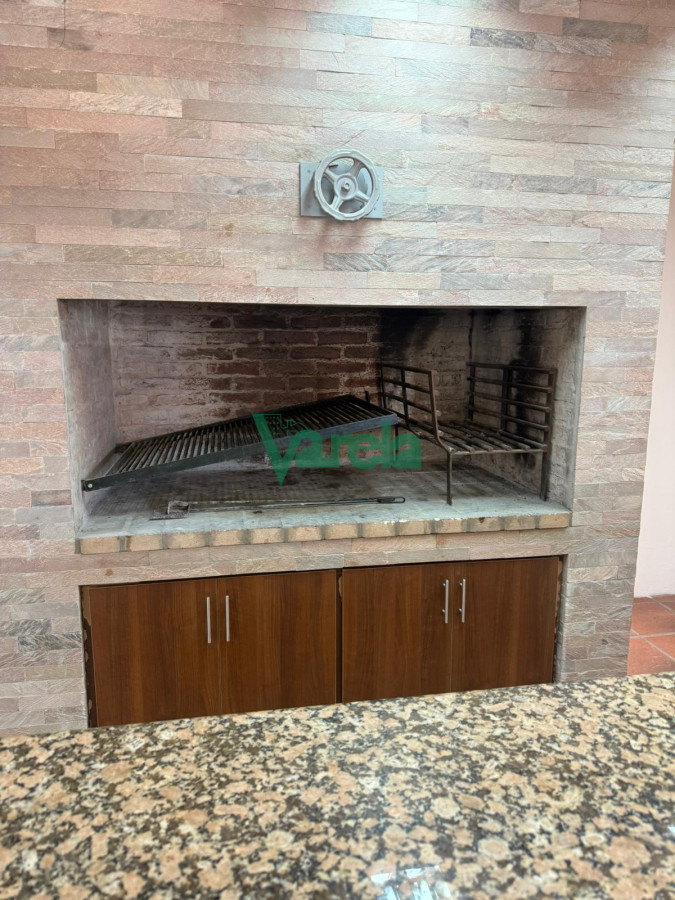 Galpón ID.22670 - Alquiler Local Comercial y Galpon a pasos del anillo perimetral Colon