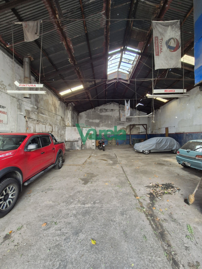 Galpón ID.23006 - Venta de galpon ideal deposito La Comercial