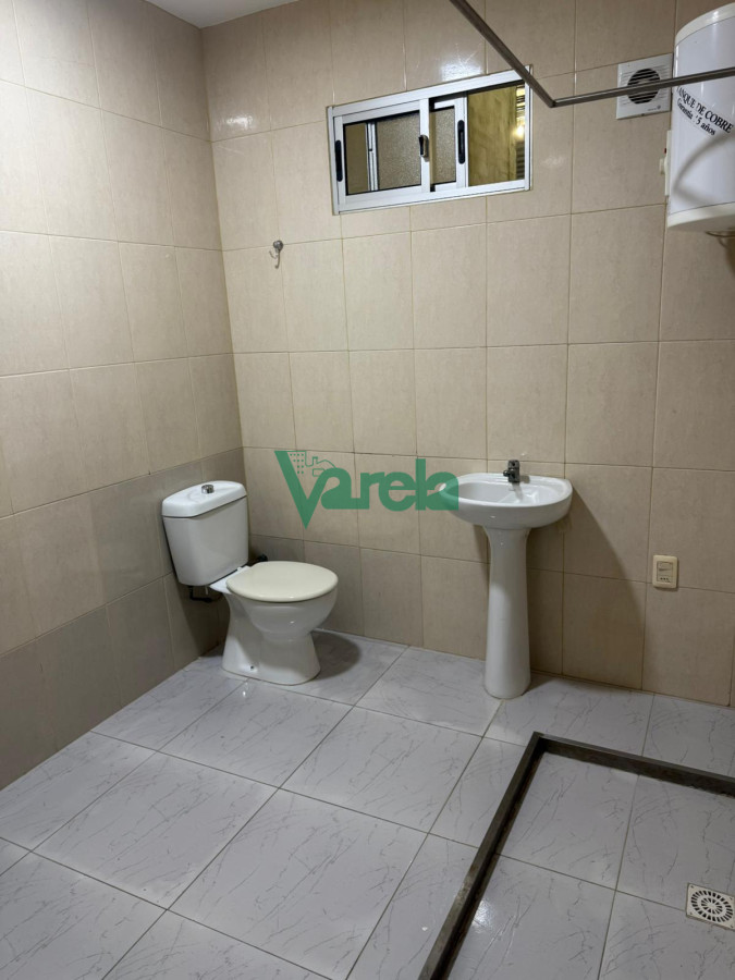 Galpón ID.22670 - Alquiler Local Comercial y Galpon a pasos del anillo perimetral Colon