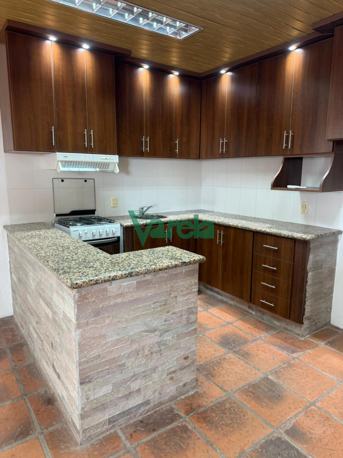 Galpón ID.22670 - Alquiler Local Comercial y Galpon a pasos del anillo perimetral Colon