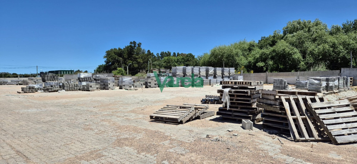 Galpón ID.22927 - Venta de Planta Industrial proxima a Ruta 101, Barros Blancos