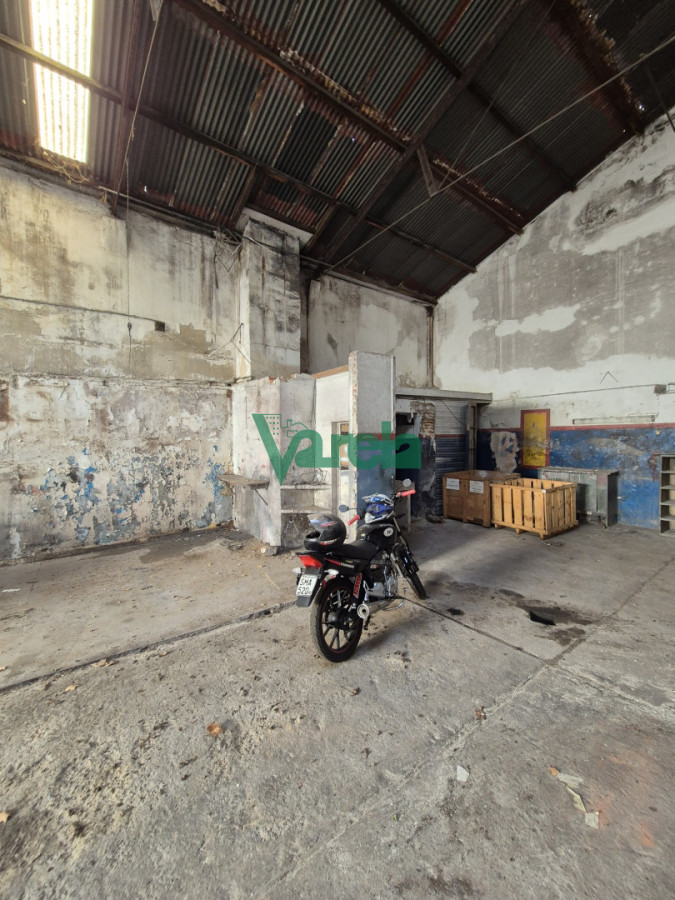 Galpón ID.23006 - Venta de galpon ideal deposito La Comercial