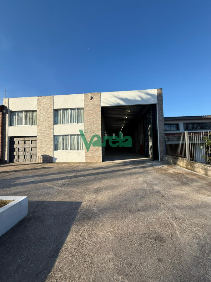 Galpón ID.22670 - Alquiler Local Comercial y Galpon a pasos del anillo perimetral Colon