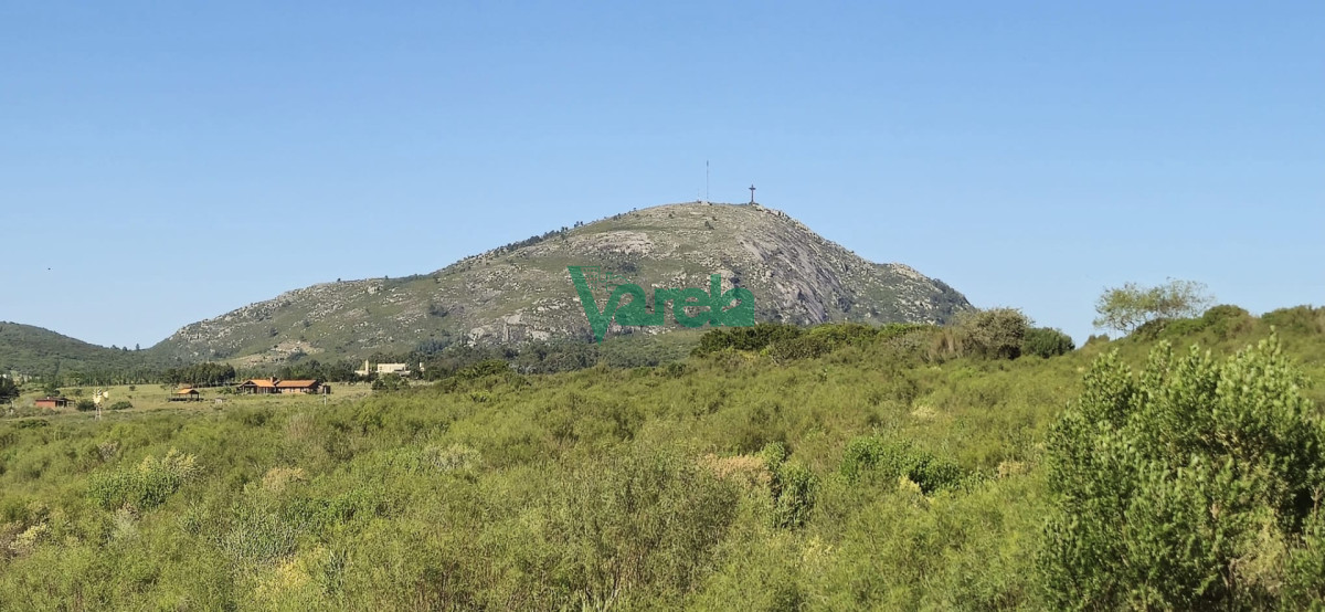 Chacra ID.22872 - Chacra Marítima de 5 has.en Playa Hermosa, a 9 cuadras de la playa