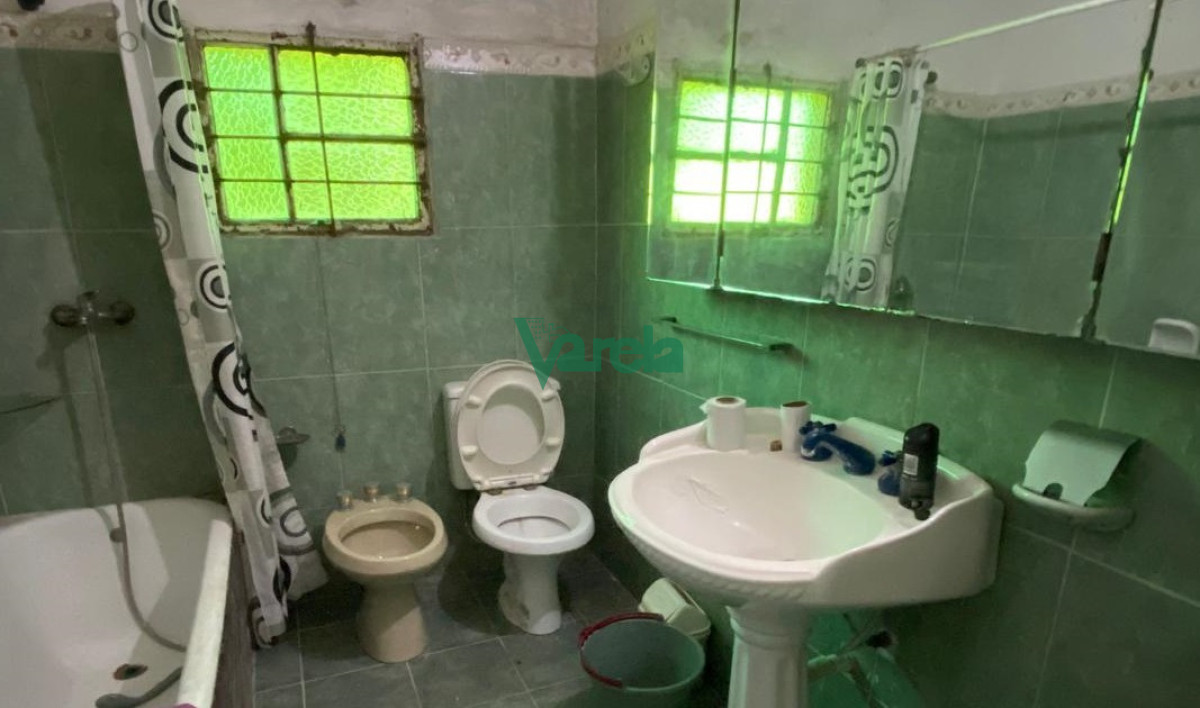 Chacra ID.23132 - Venta Casa 5 dor 2 baños barbacoa barros blancos gran terreno y 2 laguna
