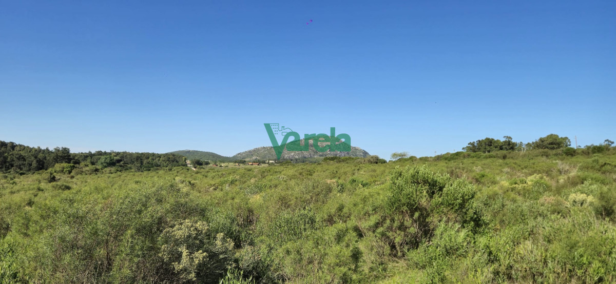 Chacra ID.22872 - Chacra Marítima de 5 has.en Playa Hermosa, a 9 cuadras de la playa