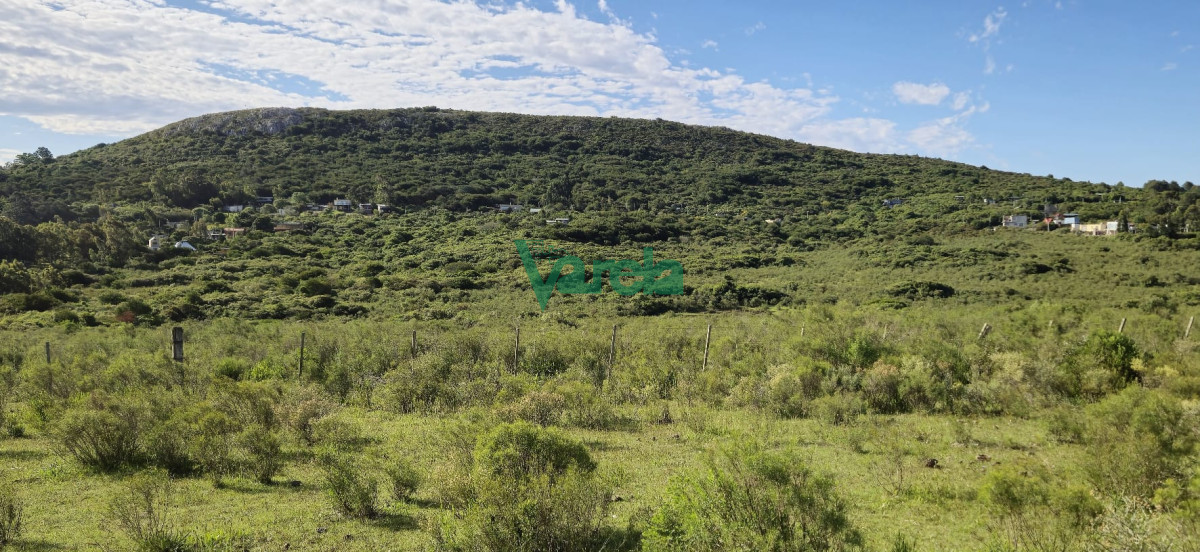 Chacra ID.22872 - Chacra Marítima de 5 has.en Playa Hermosa, a 9 cuadras de la playa