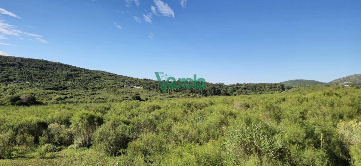 Chacra ID.22872 - Chacra Marítima de 5 has.en Playa Hermosa, a 9 cuadras de la playa