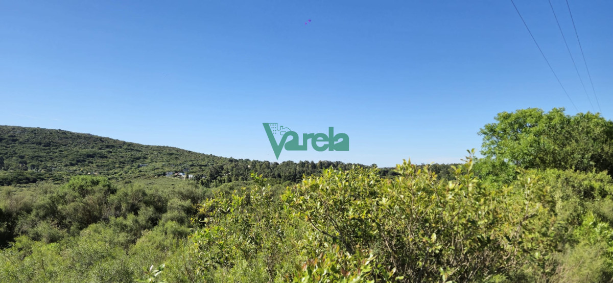 Chacra ID.22872 - Chacra Marítima de 5 has.en Playa Hermosa, a 9 cuadras de la playa