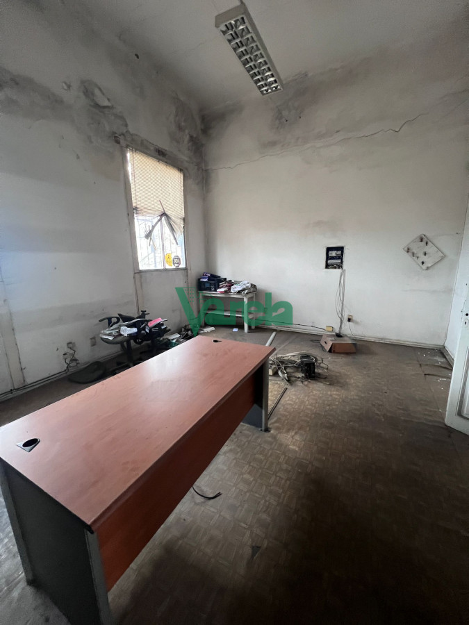 Local Comercial ID.22208 - venta local comercial con deposito y oficina sobre agraciada prado 