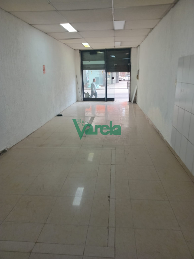 Local Comercial ID.22616 - Alquiler de local comercial en Pocitos, Rivera y Soca
