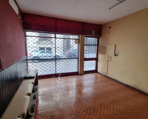 Venta o alquiler local comercial con vivienda, Ciudad Vieja