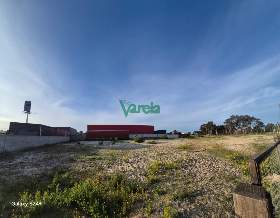 Terreno ID.22405 - Terreno de 7375 m2 en Balneario Las Toscas Sur