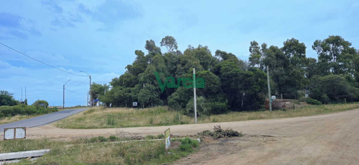 Terreno ID.22480 - Terreno frente a la playa en Bello Horizonte Canelones