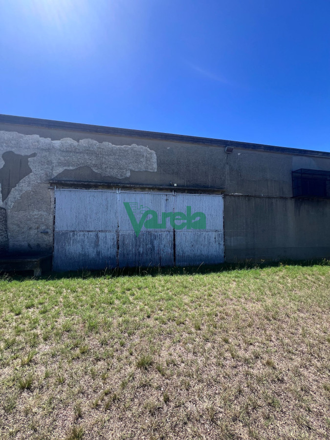 Terreno ID.22559 - Venta Gran Terreno Con Galpon Sobre Mendoza Ideal Inversion Montevideo