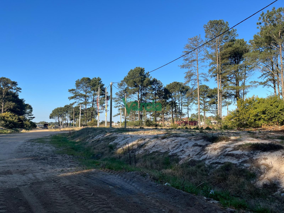 Terreno ID.22354 - Venta Terrenos Solymar, entrega $ 200.000  y saldo en cuotas de 16 U.R.